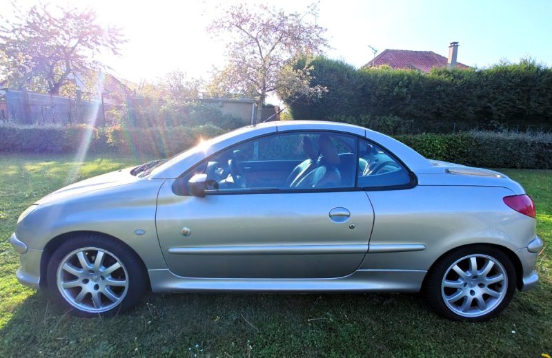 PEUGEOT 206 CC 2.0 16v ROLAND GARROS 136cv