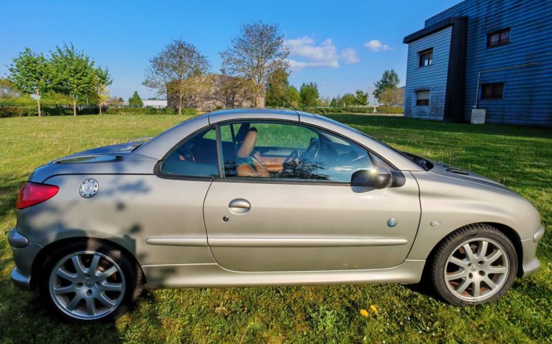 PEUGEOT 206 CC 2.0 16v ROLAND GARROS 136cv