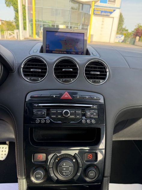 PEUGEOT RCZ  ESSENCE 156