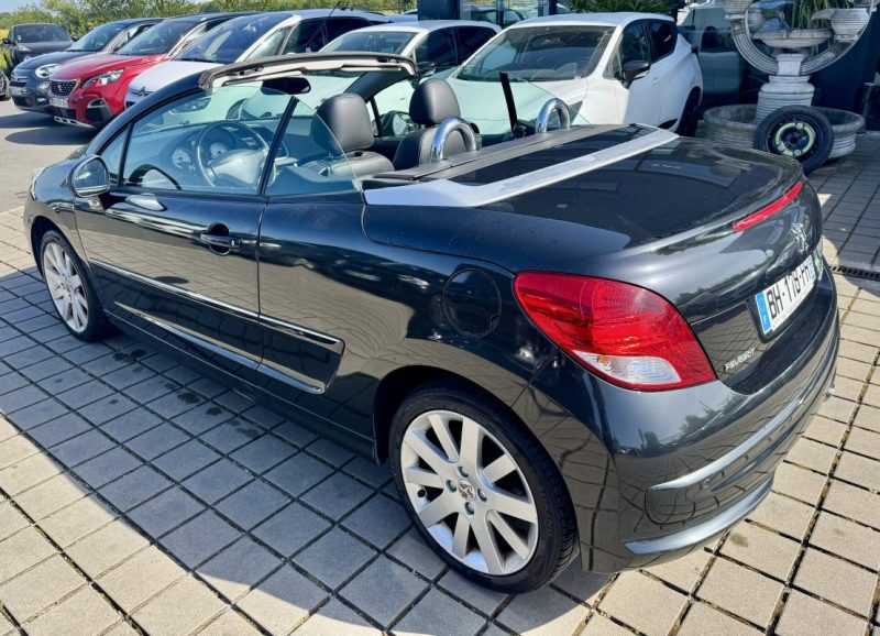 PEUGEOT 207 CC 1.6 HDI 112 CH SPORT PACK FAP FÉLINE  2011