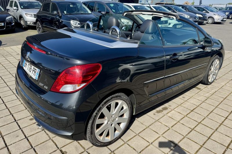 PEUGEOT 207 CC 1.6 HDI 112 CH SPORT PACK FAP FÉLINE  2011