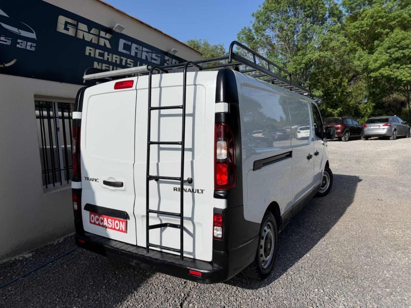 RENAULT TRAFIC 1.6 DCI 125CH