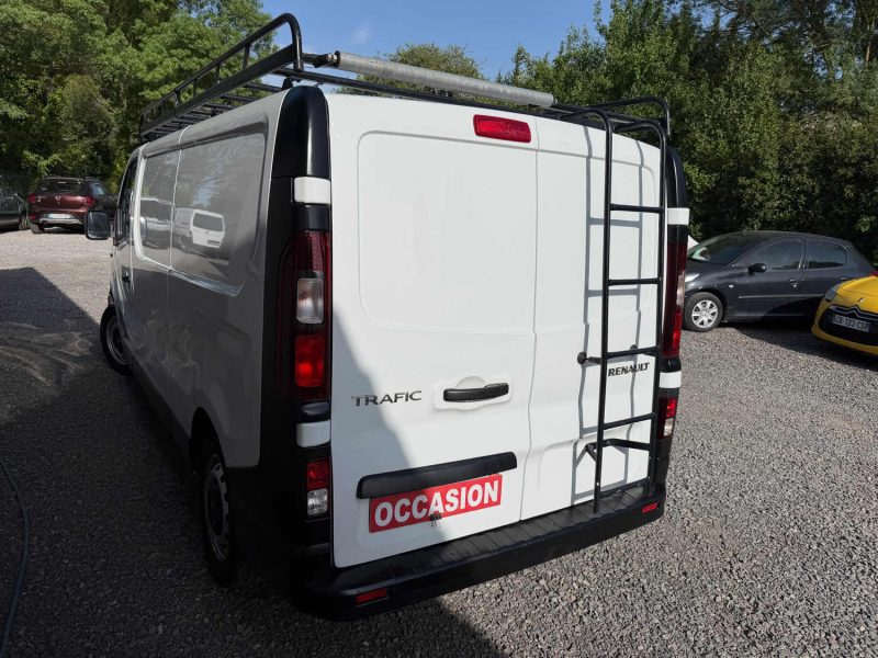RENAULT TRAFIC 1.6 DCI 125CH