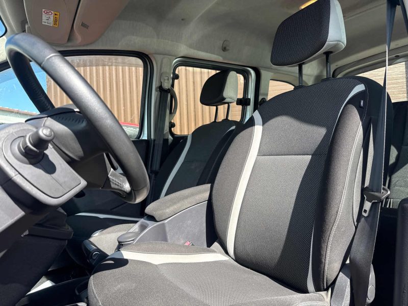RENAULT  KANGOO  1.6 SCE 105 ZEN 5 PLACE  