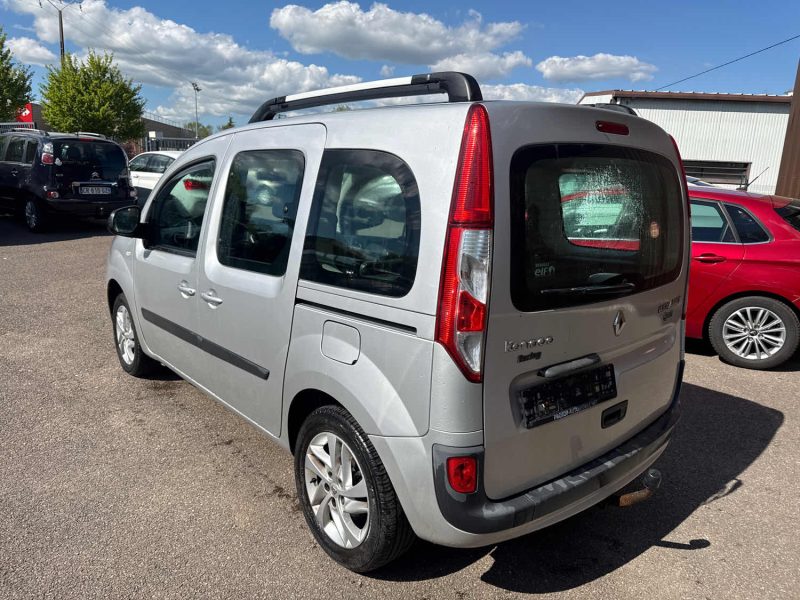RENAULT  KANGOO  1.6 SCE 105 ZEN 5 PLACE  
