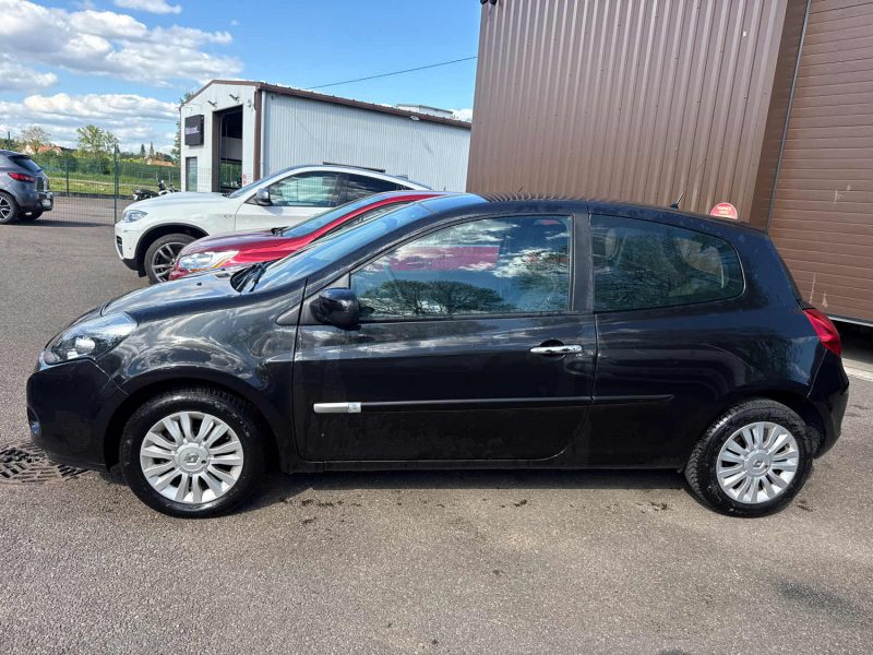 RENAULT  CLIO 1.2 75CV  DYNAMIQUE 