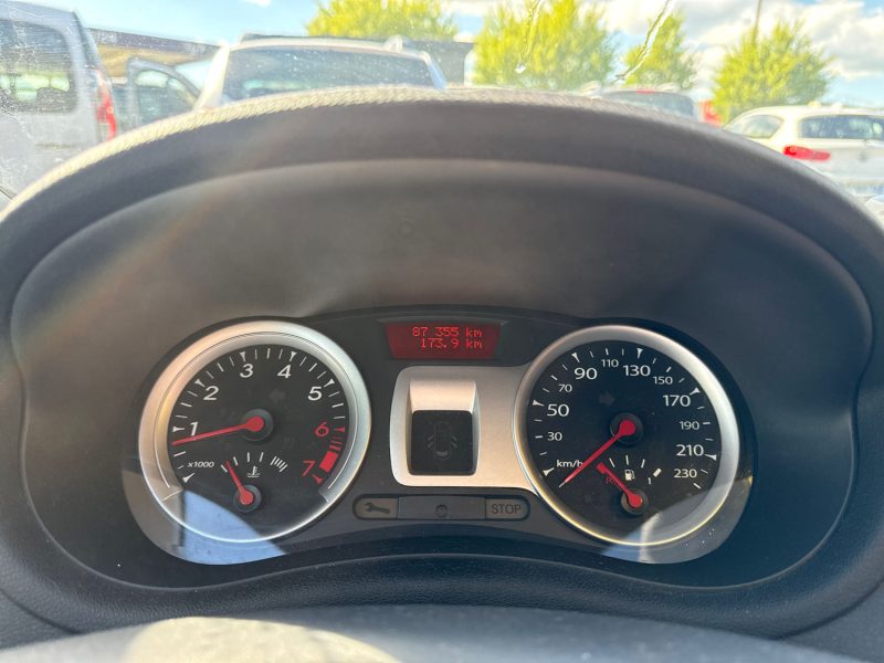RENAULT  CLIO 1.2 75CV  DYNAMIQUE 