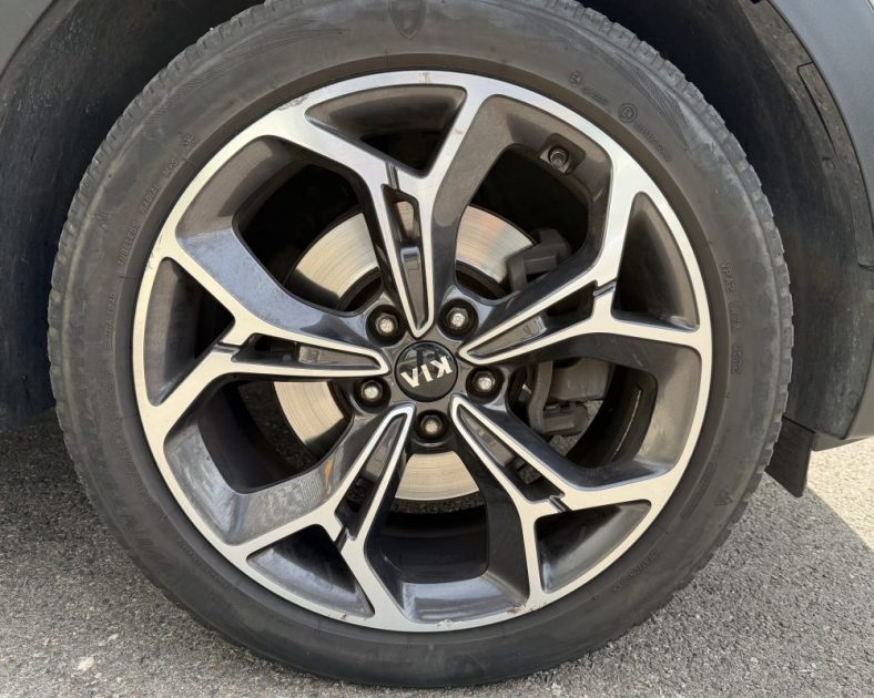 KIA Sportage GT LINE 136ch DCT7  - TOIT OUVRANT - ATTELAGE