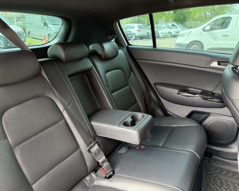 KIA Sportage GT LINE 136ch DCT7  - TOIT OUVRANT - ATTELAGE