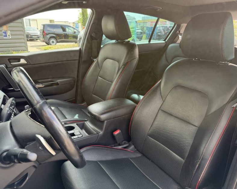 KIA Sportage GT LINE 136ch DCT7  - TOIT OUVRANT - ATTELAGE