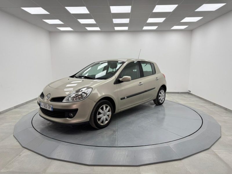 RENAULT CLIO III 1.2 80CV QUICKSHIFT BVA FAIBLE KILOMETRAGE 