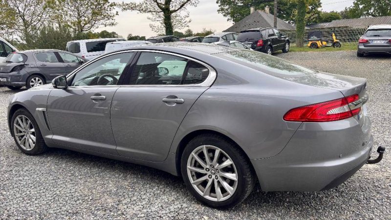 JAGUAR XF 2.2D 2013