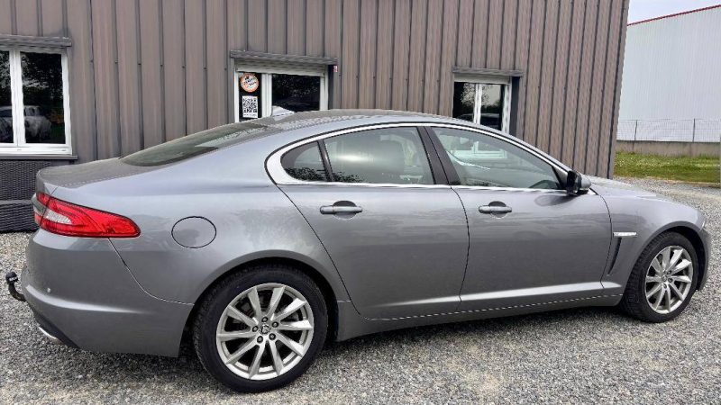 JAGUAR XF 2.2D 2013