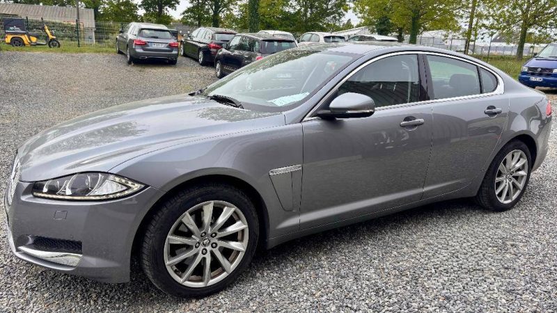 JAGUAR XF 2.2D 2013