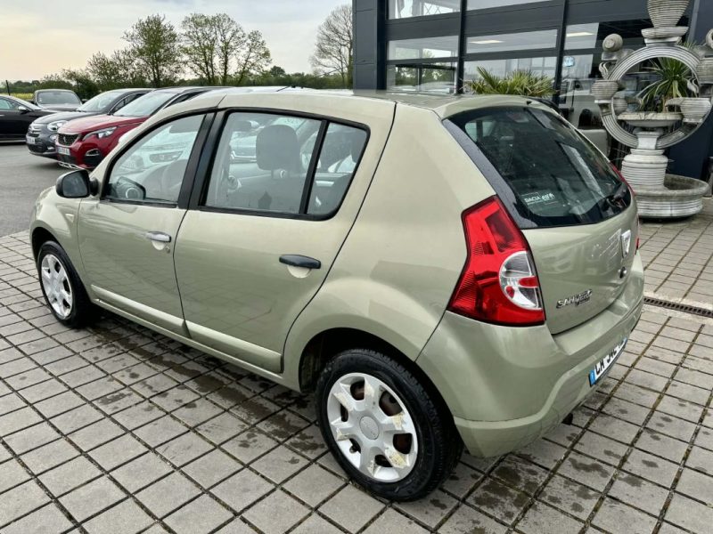 DACIA SANDERO 1.5 DCI 85 ECO2 LAURÉATE 