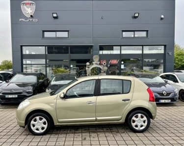 DACIA SANDERO 1.5 DCI 85 ECO2 LAURÉATE 2009