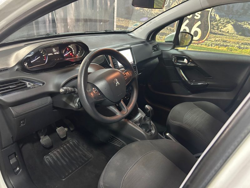 PEUGEOT 208 1.2 2 PLACES 82CH PREMIUM 2018 PRIX HT : 3741 €