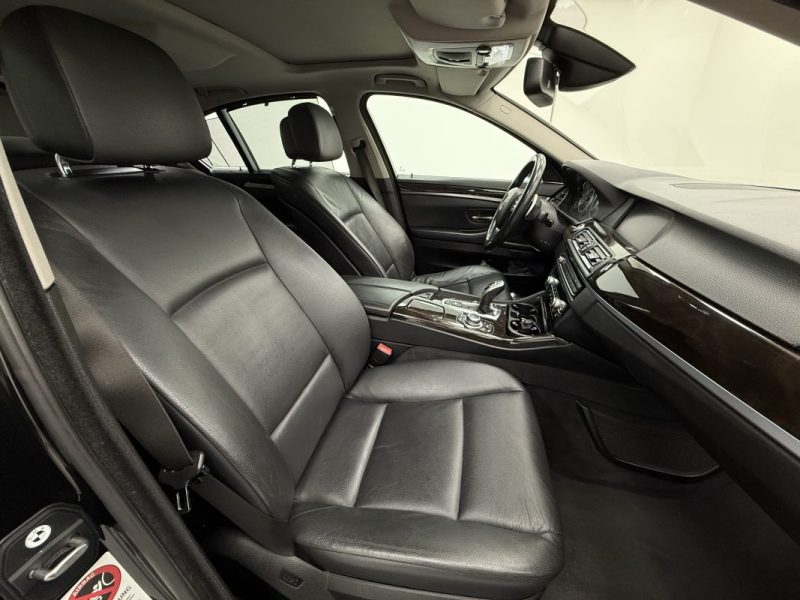 B.M.W. SERIE 5 530D 245CV CONFORT BVA 