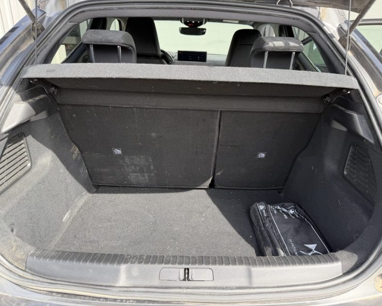 DS DS3 Crossback 100ch Performance Line + - Alcantara - Très bon état - Boite manuelle 6 rapports - 