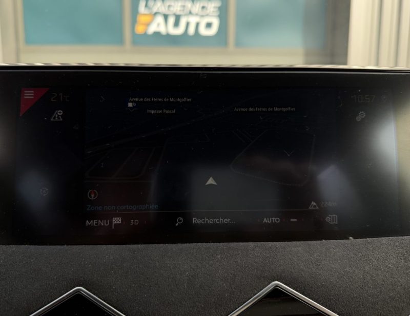 DS DS3 Crossback 100ch Performance Line + - Alcantara - Très bon état - Boite manuelle 6 rapports - 