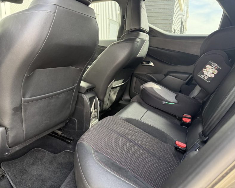 DS DS3 Crossback 100ch Performance Line + - Alcantara - Très bon état - Boite manuelle 6 rapports - 