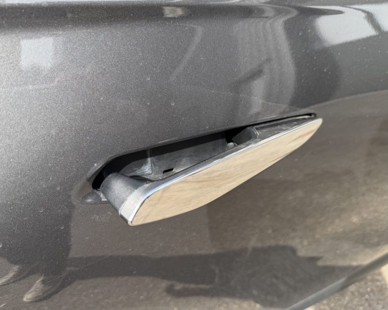 DS DS3 Crossback 100ch Performance Line + - Alcantara - Très bon état - Boite manuelle 6 rapports - 