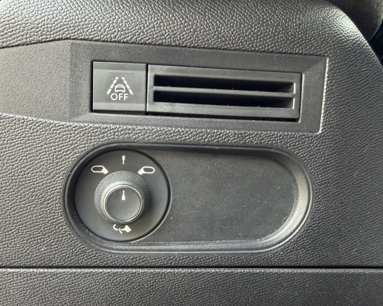 DS DS3 Crossback 100ch Performance Line + - Alcantara - Très bon état - Boite manuelle 6 rapports - 