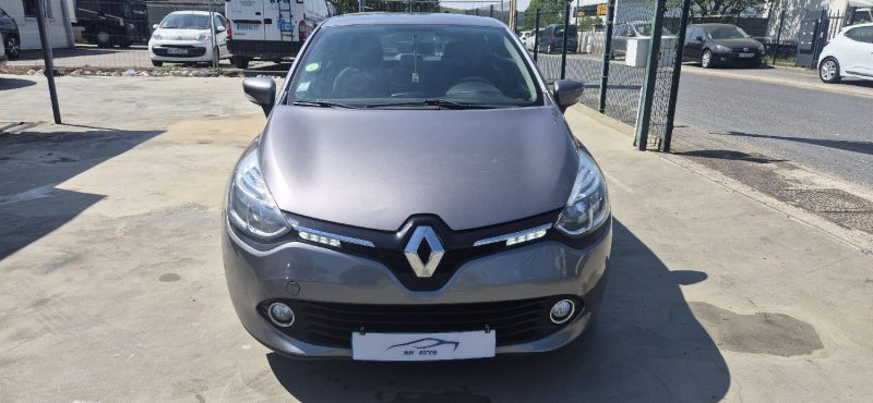 RENAULT CLIO IV 1.5 DCI 90CH ENERGY LIMITED 2015