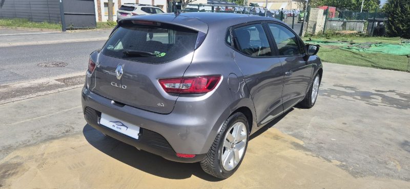 RENAULT CLIO IV 1.5 DCI 90CH ENERGY LIMITED 2015
