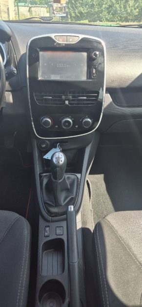 RENAULT CLIO IV 1.5 DCI 90CH ENERGY LIMITED 2015