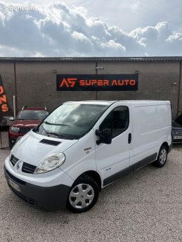 RENAULT TRAFIC CONFORT L1H1 2.0DCI 115 2011
