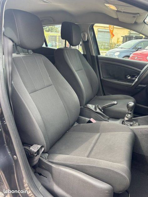 RENAULT MEGANEIII 1.5 DCI 110 AUTHENTIQUE 2012