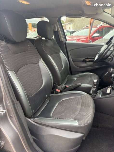 RENAULT CAPTUR 1.5 DCI 90CH STOP&START ENERGY LIFE ECO² EURO6 2016 2016