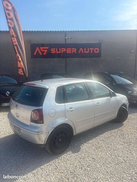 VOLKSWAGEN POLO TDI 70 TREND 2008