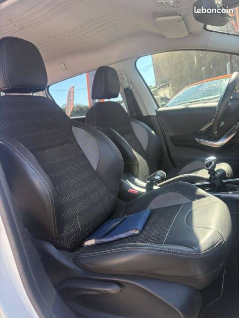 PEUGEOT 2008 1.6 E-HDI115 FAP ALLURE 2013