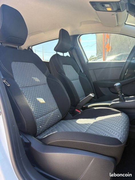 RENAULT CLIO 5 1.0 TCE 90CH EQUILIBRE 2022