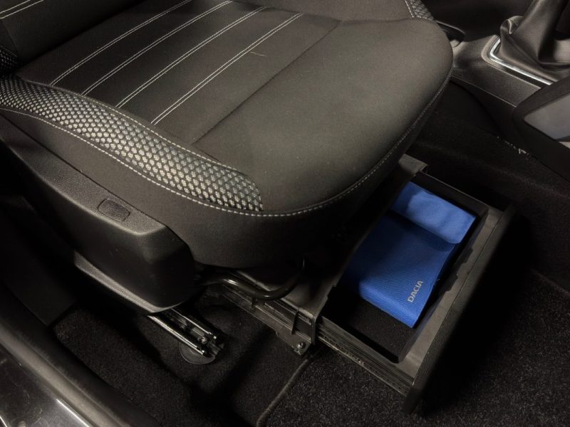 DACIA DUSTER II PRESTIGE 1.3 TCE 150 Cv 4x2 ECRAN GPS APPLE CARPLAY BVM6 CRIT AIR 1 - GARANTIE 1 AN