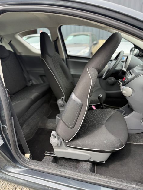 PEUGEOT 107 1.0E 12V TRENDY 2010
