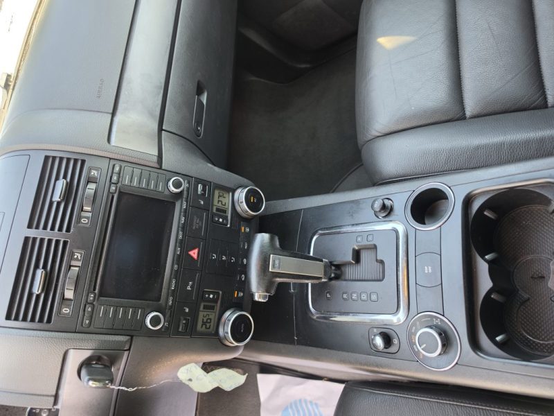 VOLKSWAGEN TOUAREG 3.0 V6 TDI TIPTRONIC 2007 -175230 KM 