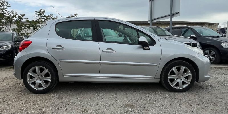 Peugeot 207 1.6i 16v Boite Auto Garantie 