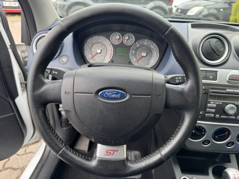 FORD FIESTA ST 150 CH GARANTIE 12 MOIS 
