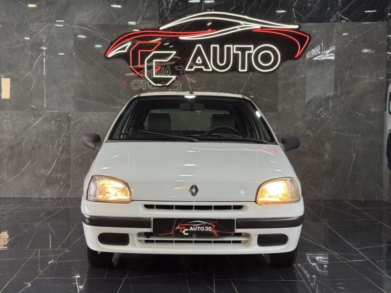 RENAULT CLIO 1 FIDJI 1.2 1996