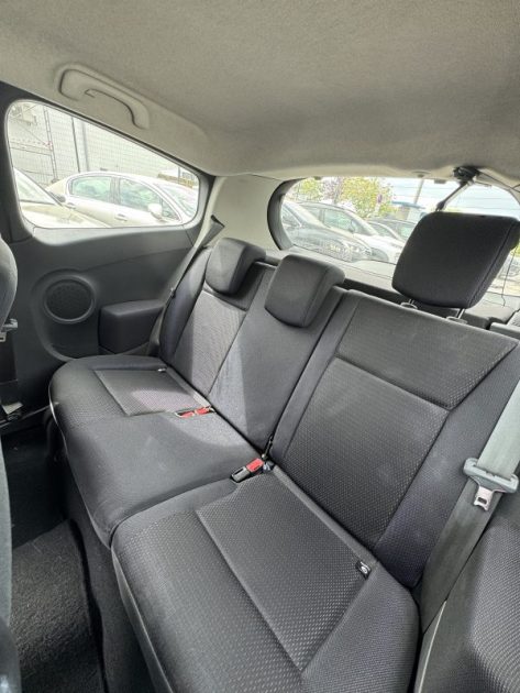 RENAULT CLIO III CONFORT DYNAMIQUE 1.4 16V 90CV  2005 GARANTIE 