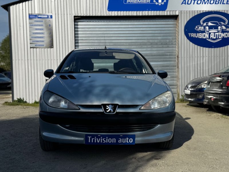 PEUGEOT 206 1.4 STYLE 2002