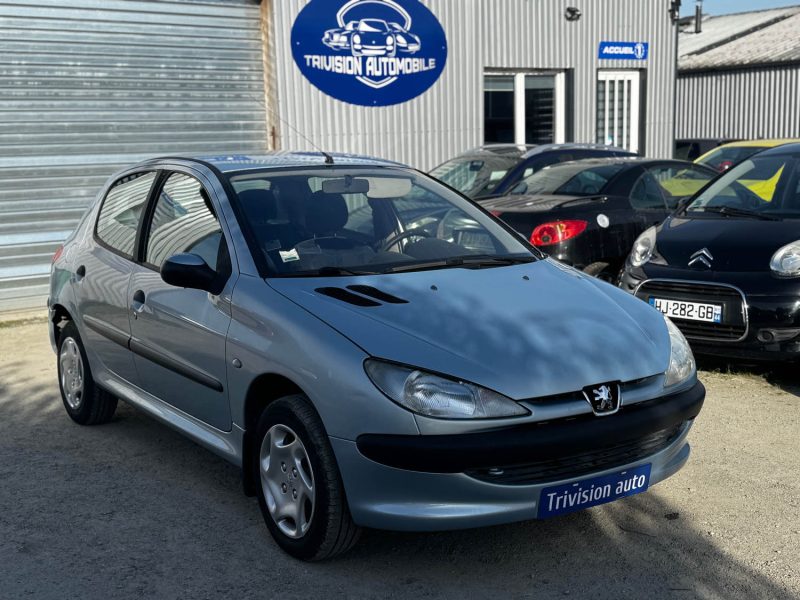 PEUGEOT 206 1.4 STYLE 2002
