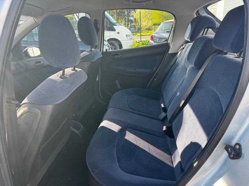 PEUGEOT 206 1.4 STYLE 2002