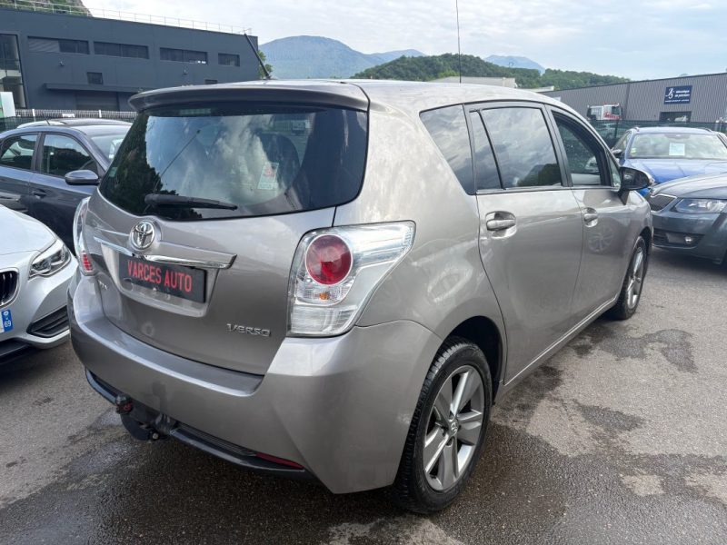 TOYOTA VERSO 112 D-4D SKYVIEW 7 PLACES 