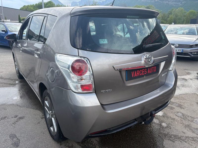 TOYOTA VERSO 112 D-4D SKYVIEW 7 PLACES 