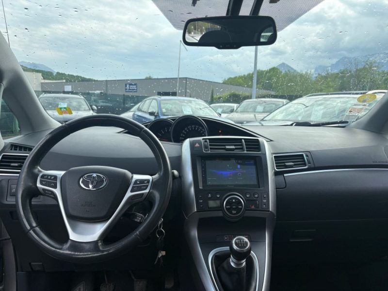 TOYOTA VERSO 112 D-4D SKYVIEW 7 PLACES 