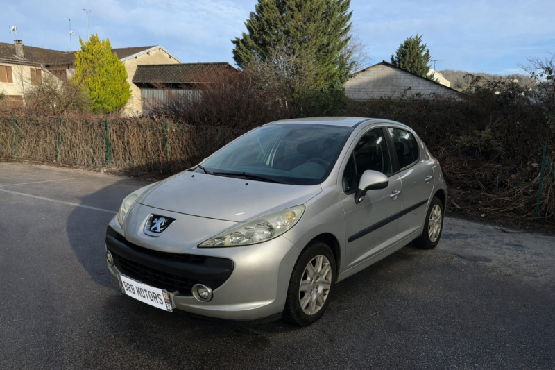 PEUGEOT 207 1.4 HDI 70 EXECUTIVE 2009